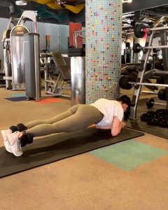 Ariel Winter Sexy - TheFappeningBlog.com 2.jpg