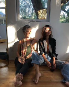 Emily Ratajkowski Sexy 4 thefappeningblog.com.jpg