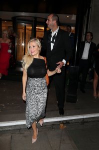 Melinda Messenger See Through 3 thefappeningblog.com.jpg