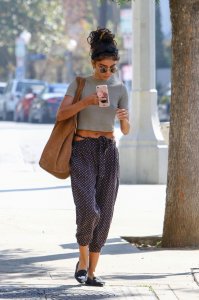 Sarah Hyland Sexy - TheFappeningBlog.com 26.jpg