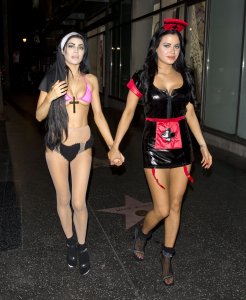 Carla Howe & Melissa Howe Sexy - TheFappeningBlog.com 57.jpg