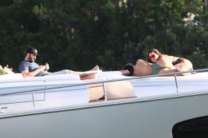 Isabela Rangel & Anitta Sexy - TheFappeningBlog.com 9.jpg