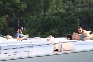 Isabela Rangel & Anitta Sexy - TheFappeningBlog.com 12.jpg