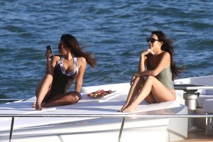 Isabela Rangel & Anitta Sexy - TheFappeningBlog.com 6.jpg