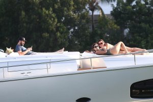 Isabela Rangel & Anitta Sexy - TheFappeningBlog.com 14.jpg