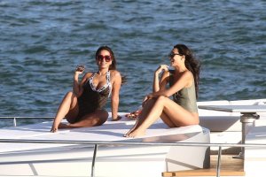 Isabela Rangel & Anitta Sexy - TheFappeningBlog.com 11.jpg