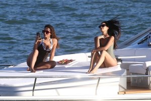 Isabela Rangel & Anitta Sexy - TheFappeningBlog.com 13.jpg