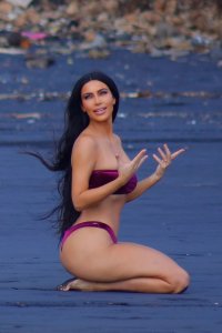 Kim Kardashian Sexy - TheFappeningBlog.com 1.jpg