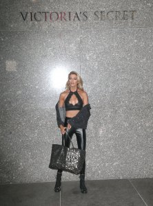 Stella Maxwell Sexy - TheFappeningBlog.com 67.jpg