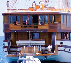 Kim and Kourtney Kardashian Sexy - TheFappeningBlog.com 9.jpg