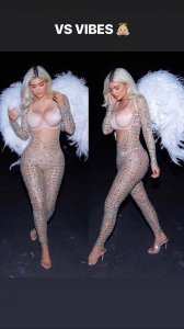 Kim, Kourtney, Khloe Kardashian & Kendall, Kylie Jenner Sexy - TheFappeningBlog.com 6.jpg