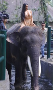 Kim Kardashian Sexy - TheFappeningBlog.com 3.jpg