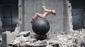 Miley Cyrus Nude - TheFappeningBlog.com 29.jpg