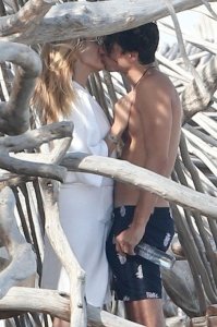 Petra Nemcova Sexy - TheFappeningBlog.com 1.jpg