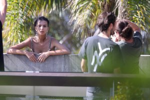 Emily Ratajkowski Sexy - TheFappeningBlog.com 20.jpg