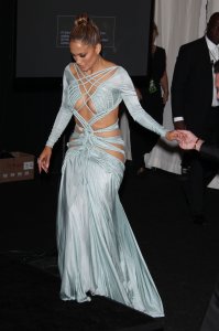 Jennifer-Lopez-Sexy-14.jpg