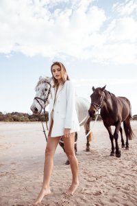 Saskia Jenkins Nude & Sexy - TheFappeningBlog.com 6.jpg