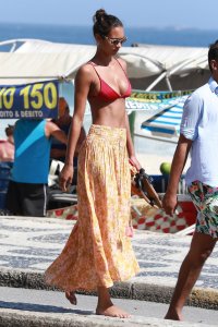 Lais Ribeiro Sexy - TheFappeningBlog.com 21.jpg