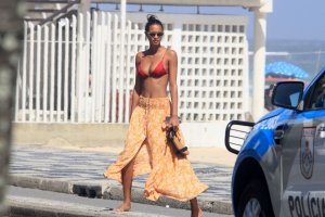 Lais Ribeiro Sexy - TheFappeningBlog.com 76.jpg