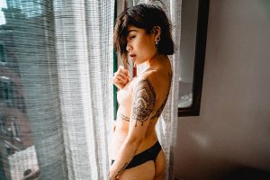 Ney Riven Nude   TheFappeningBlog.com 10.jpg