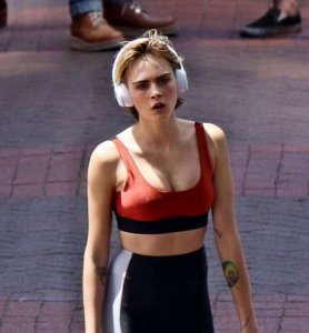 Cara Delevingne Sexy   TheFappeningBlog.com 17.jpg