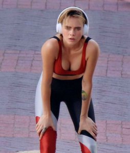 Cara Delevingne Sexy   TheFappeningBlog.com 19.jpg