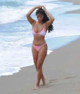 Kayleigh Morris Sexy   TheFappeningBlog.com 1.jpg