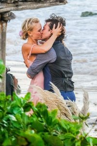 Malin Akerman Sexy   TheFappeningBlog.com 11.jpg