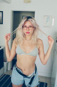 Michelle Nude - TheFappeningBlog.com 10.jpg