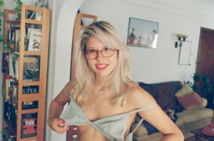 Michelle Nude - TheFappeningBlog.com 16.jpg