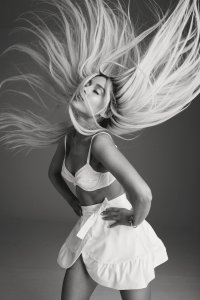 Ariana Grande Sexy - TheFappeningBlog.com 45.jpg