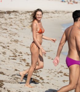 Candice Swanepoel Sexy - TheFappeningBlog.com 5.jpg