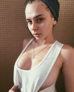 Mikhalina Novakovskaya Nude & Sexy - TheFappeningBlog.com 98.jpg