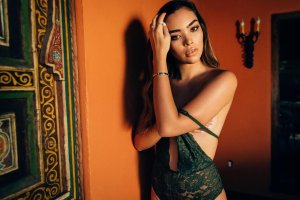 Rachel Lewis Nude   TheFappeningBlog.com 37.jpg