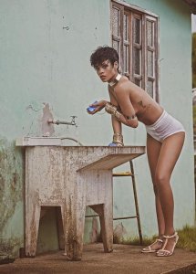Rihanna Nude Sexy - TheFappeningBlog.com 8.jpg