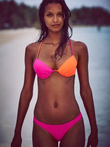 Lais-Ribeiro-Sexy-20.jpg