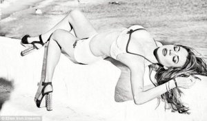 Lindsay-Lohan-Sexy-5.jpg