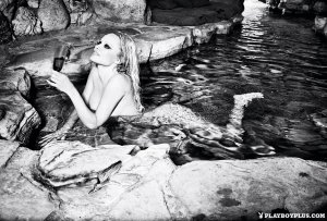 Pamela-Anderson-Nude-2.jpg