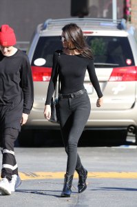 Kendall-Jenner-Pokies-28.jpg