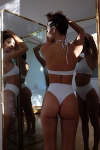 Emily O'Hara Ratajkowski Sexy - TheFappeningBlog.com 3.jpg