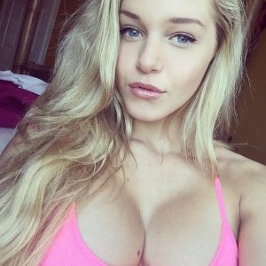 Courtney Tailor Sexy & Nude - TheFappeningBlog.com 130.jpg Courtney Tailor Sexy & Nude - TheFappeningBlog.com 130.jpg
