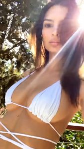 Emily Ratajkowski Sexy   TheFappeningBlog 14.jpg