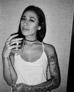 Alexandra Stark Nude & Sexy   TheFappeningBlog 4.jpg