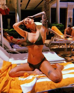 Alexandra Stark Nude & Sexy   TheFappeningBlog 33.jpg