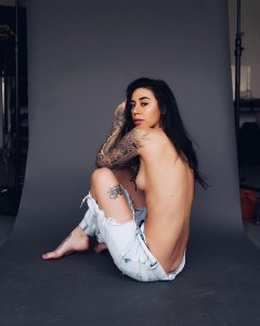 Alexandra Stark Nude & Sexy   TheFappeningBlog 147.jpg