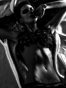 Pauline Moulettes Nude - TheFappeningBlog 1.jpg