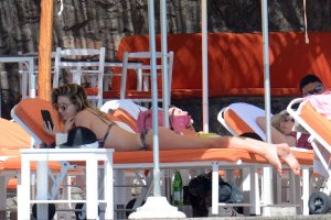 Jennifer Hawkins Sexy - TheFappeningBlog 64.jpg