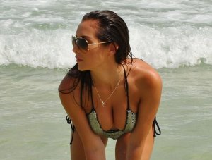 Chloe Goodman Sexy - TheFappeningBlog 2.jpg