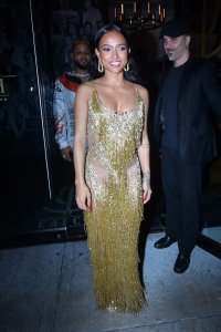 Karrueche Tran Braless   TheFappeningBlog 10.jpg