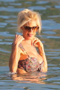 Victoria Silvstedt Sexy   TheFappeningBlog 7.jpg